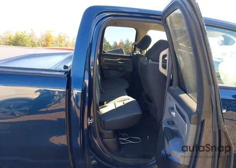 2020 Ram 1500 Big Horn 4X4 6'4 Box из США, поврежденный, VIN 1C6SRFBT1LN187272